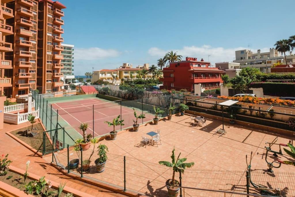 Apartment With Balcony And Swimming Pool Puerto de la Cruz  Exteriör bild