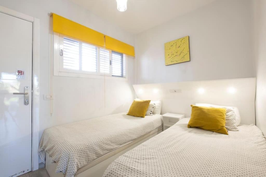 Apartment With Balcony And Swimming Pool Puerto de la Cruz  Exteriör bild